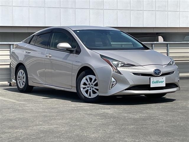 Toyota PRIUS 2017 8272429-0
