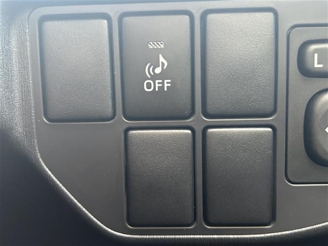 Toyota PRIUS 2014 8272430-10