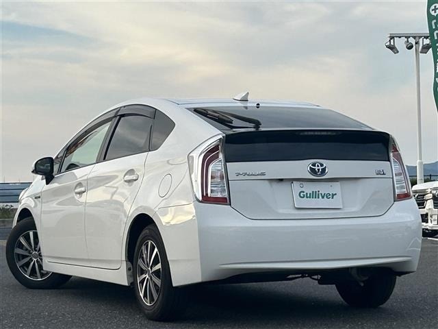 Toyota PRIUS 2014 8272430-13