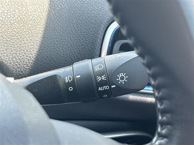 Toyota PRIUS 2019 8272431-10