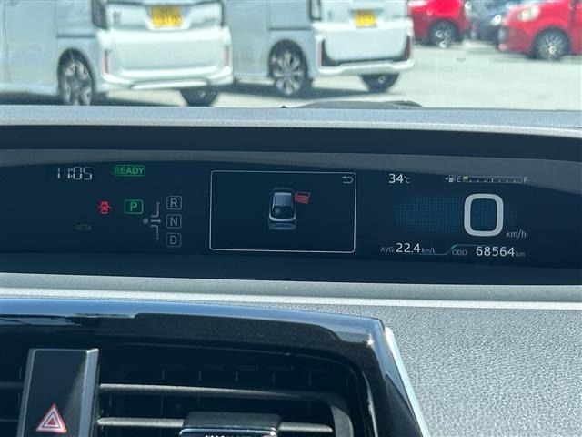 Toyota PRIUS 2019 8272431-11