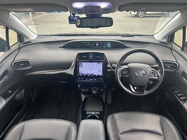 Toyota PRIUS 2019 8272431-14