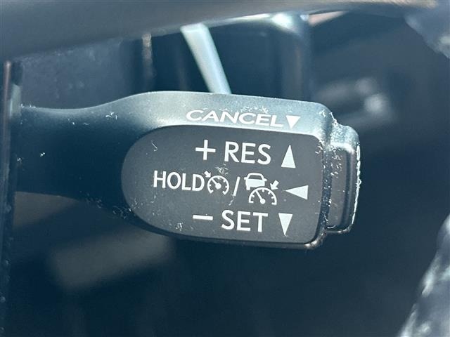 Toyota PRIUS 2019 8272431-8