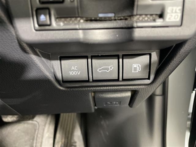 Toyota PRIUS 2023 8272432-19