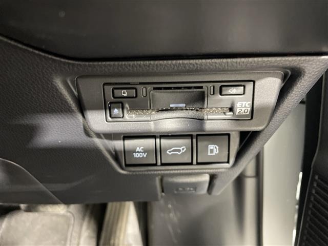 Toyota PRIUS 2023 8272432-21