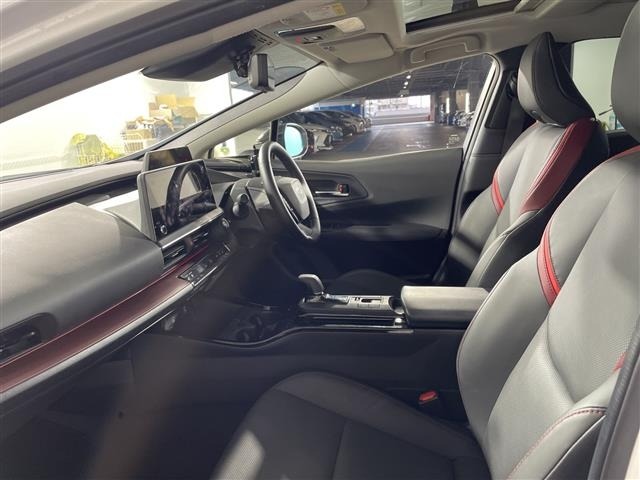 Toyota PRIUS 2023 8272432-6