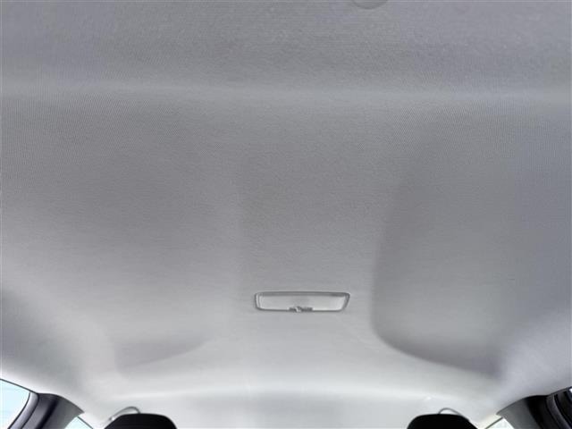 Toyota PRIUS 2017 8272433-13