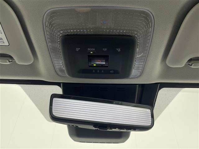 Toyota PRIUS 2024 8272434-13