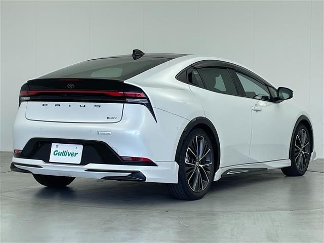 Toyota PRIUS 2024 8272434-15