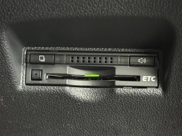 Toyota PRIUS 2016 8272436-31