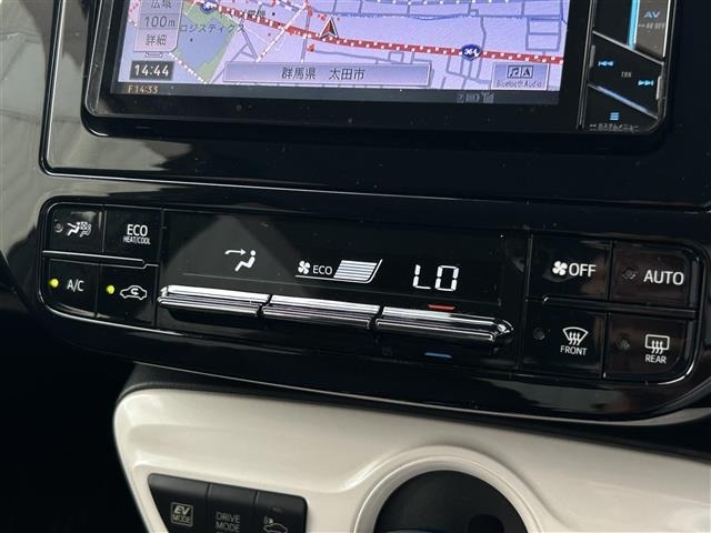 Toyota PRIUS 2018 8272437-1