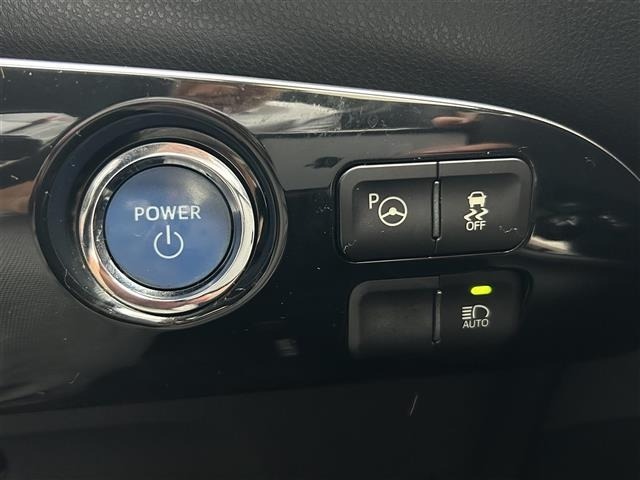Toyota PRIUS 2018 8272437-5