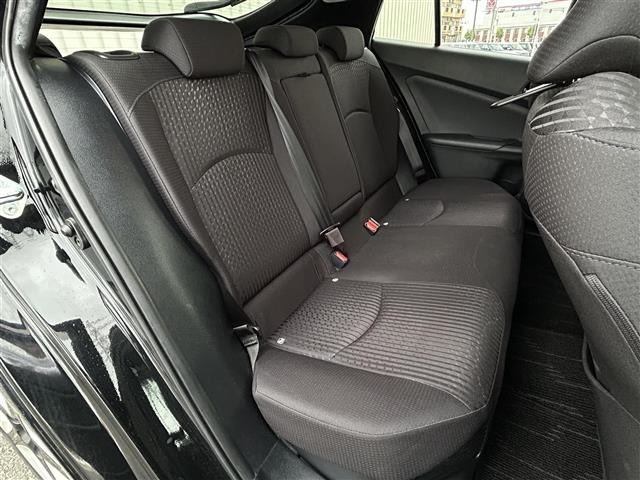 Toyota PRIUS 2018 8272437-6
