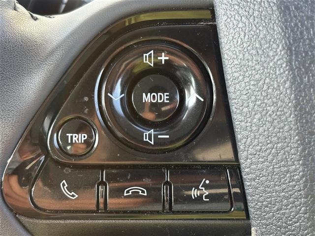 Toyota PRIUS 2021 8272438-1