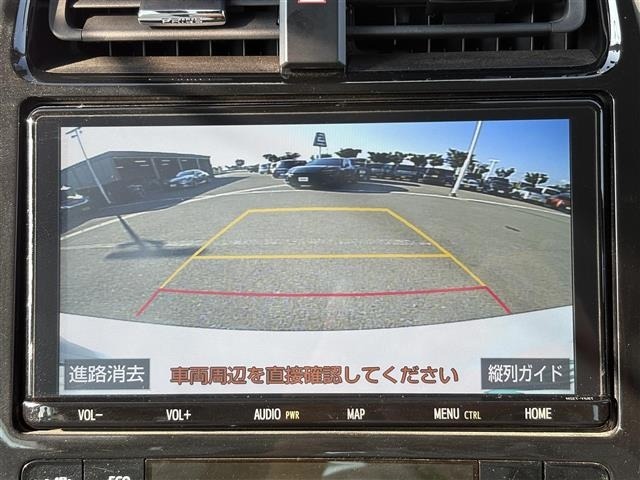 Toyota PRIUS 2021 8272438-17
