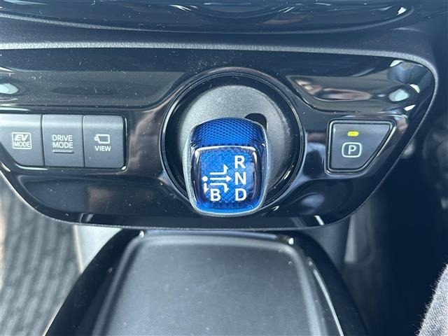 Toyota PRIUS 2020 8272439-19