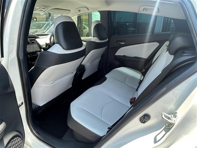 Toyota PRIUS 2019 8272440-11