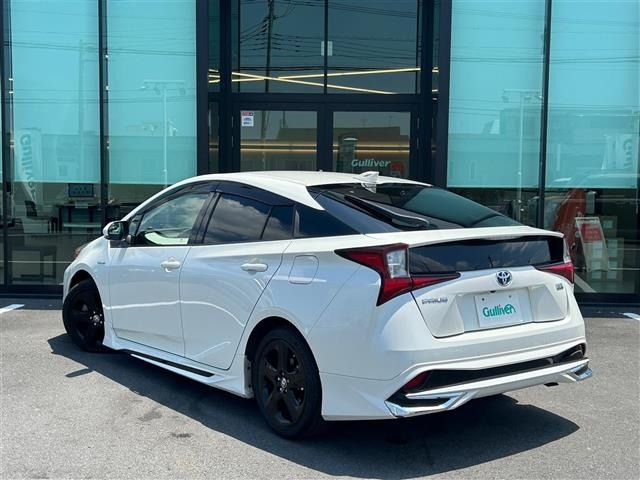 Toyota PRIUS 2019 8272440-13