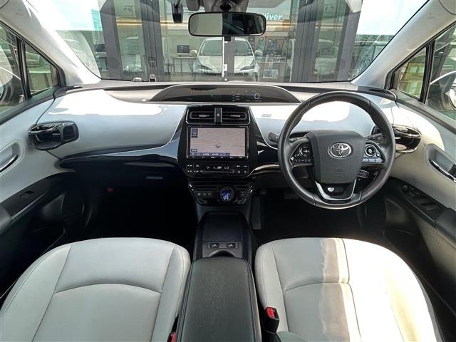Toyota PRIUS 2019 8272440-14
