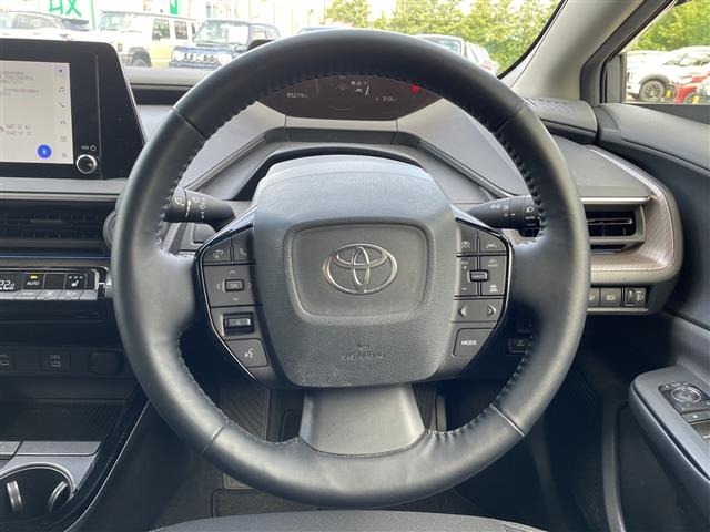 Toyota PRIUS 2023 8272442-6