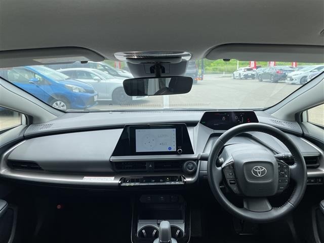 Toyota PRIUS 2023 8272443-16
