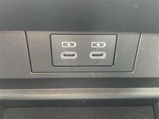 Toyota PRIUS 2023 8272443-2