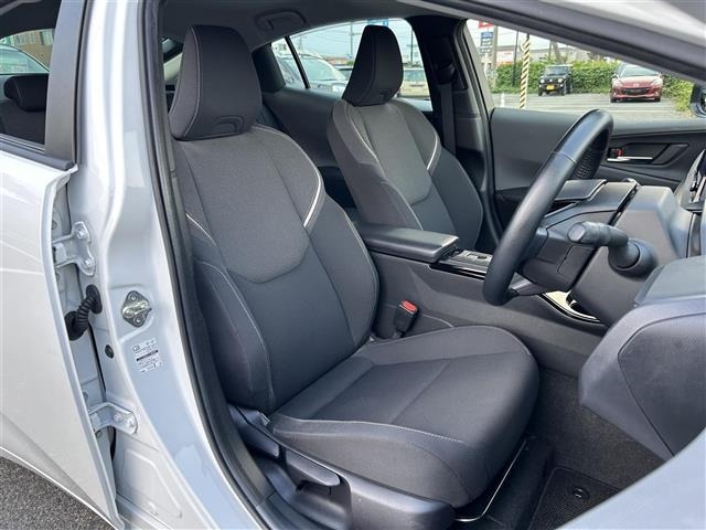 Toyota PRIUS 2023 8272444-22