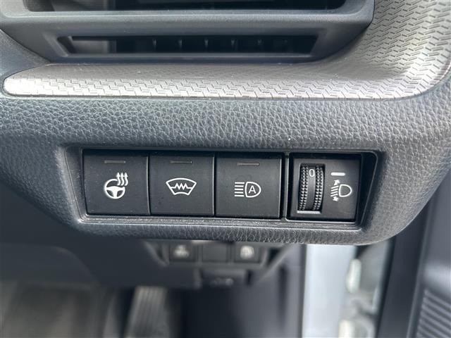 Toyota PRIUS 2023 8272444-5