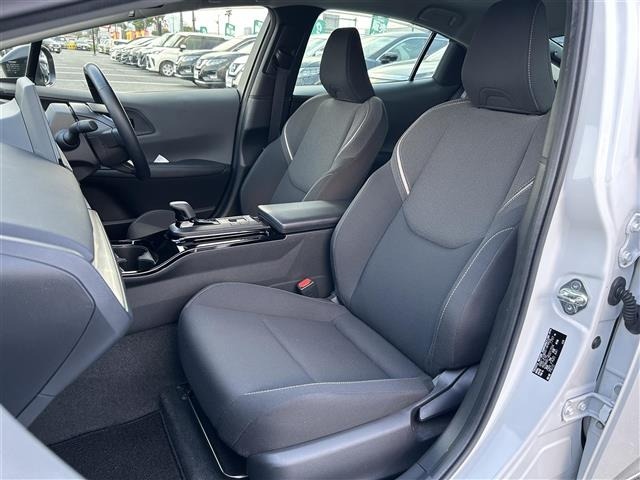 Toyota PRIUS 2023 8272444-6