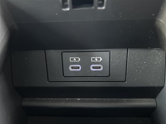 Toyota PRIUS 2023 8272444-8