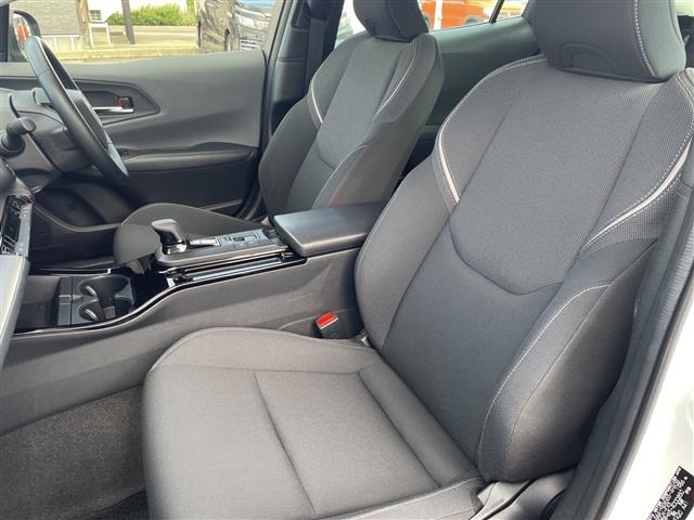 Toyota PRIUS 2023 8272445-4