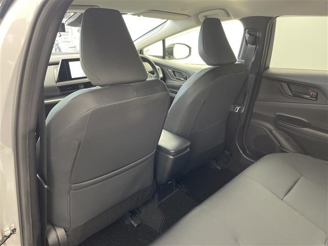 Toyota PRIUS 2023 8272446-10