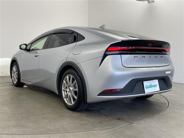 Toyota PRIUS 2023 8272446-13