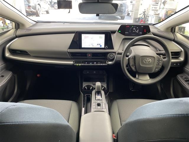 Toyota PRIUS 2023 8272446-14