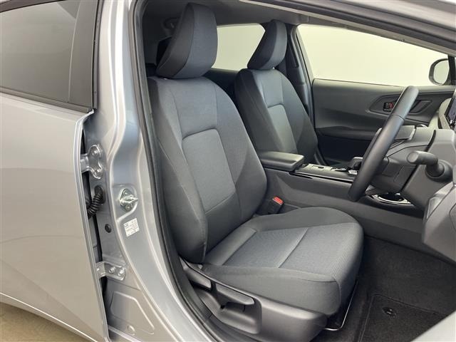 Toyota PRIUS 2023 8272446-3