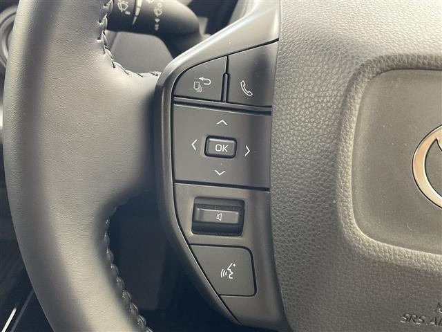 Toyota PRIUS 2023 8272446-4