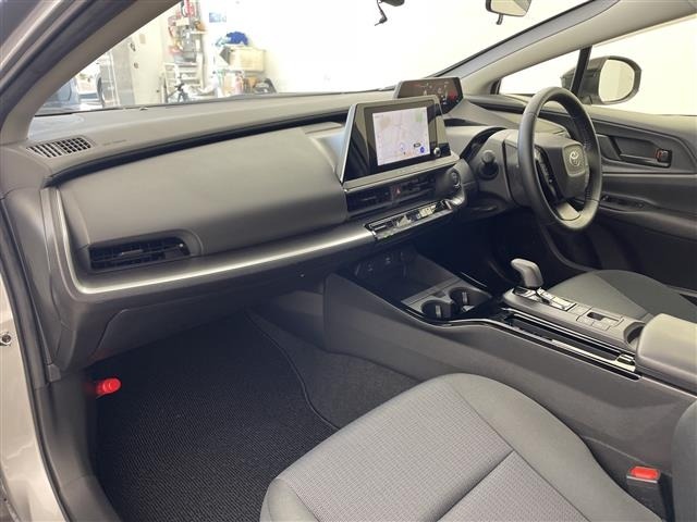 Toyota PRIUS 2023 8272446-8
