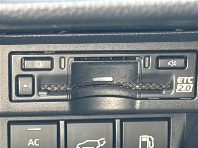 Toyota PRIUS 2023 8272447-1
