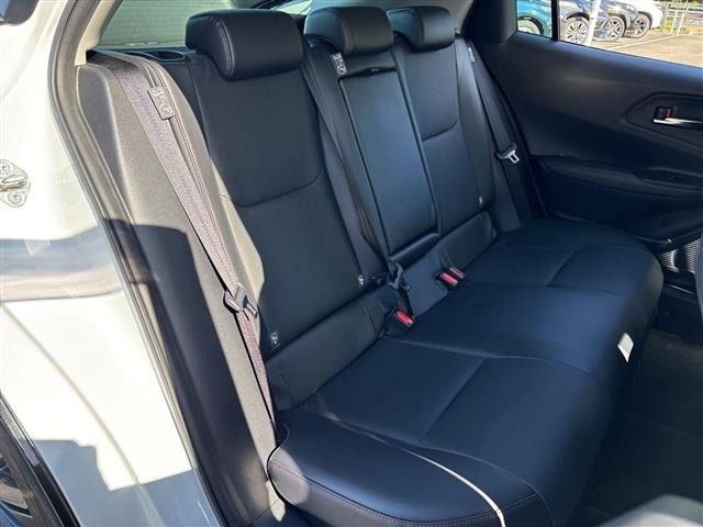 Toyota PRIUS 2023 8272447-22