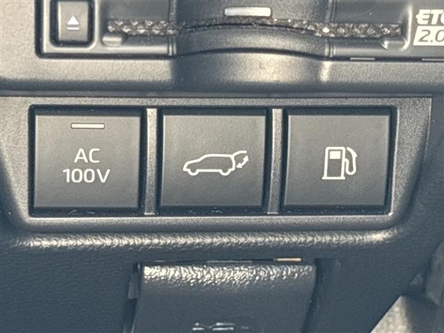 Toyota PRIUS 2023 8272447-3