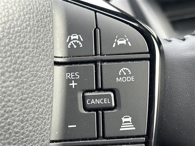 Toyota PRIUS 2023 8272448-18