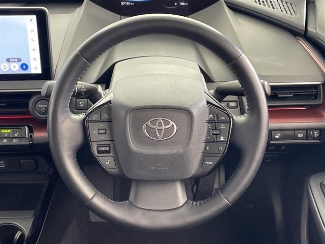 Toyota PRIUS 2024 8272451-14