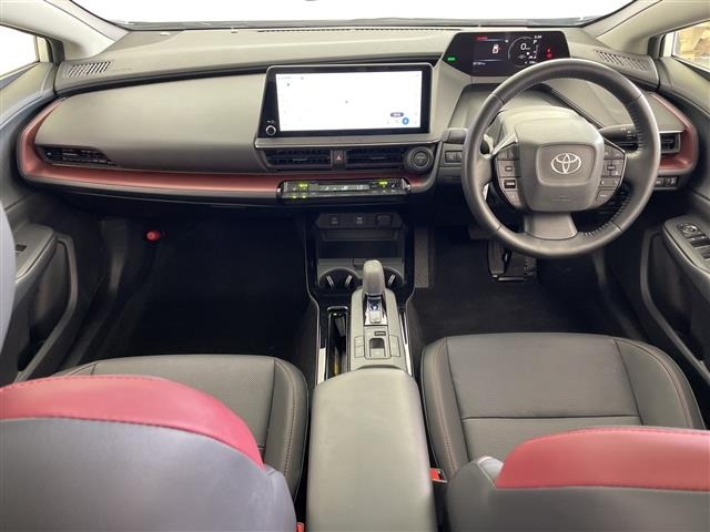 Toyota PRIUS 2024 8272451-15