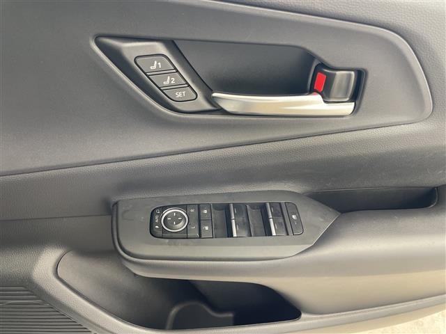 Toyota PRIUS 2024 8272451-20