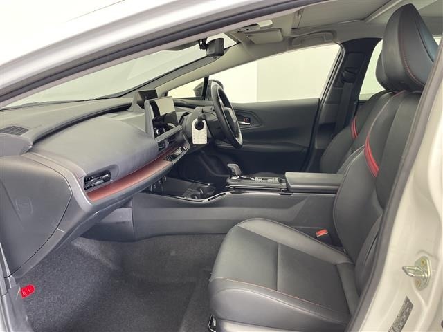 Toyota PRIUS 2024 8272451-4