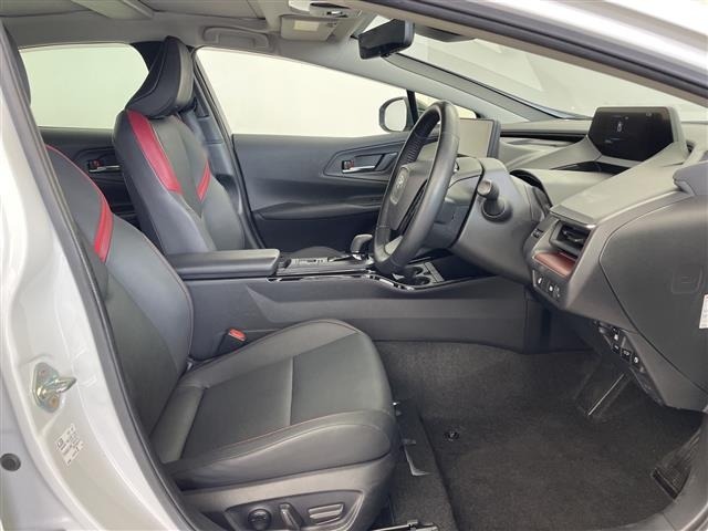 Toyota PRIUS 2024 8272451-9