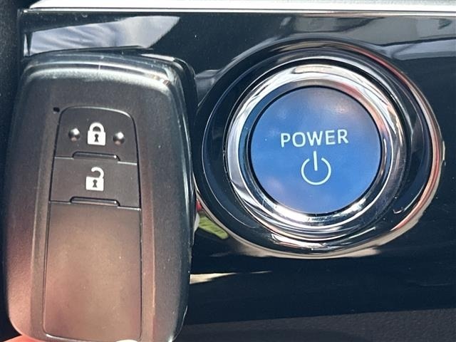 Toyota PRIUS 2020 8272452-10