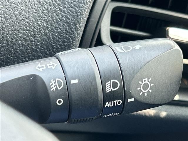 Toyota PRIUS 2020 8272452-3