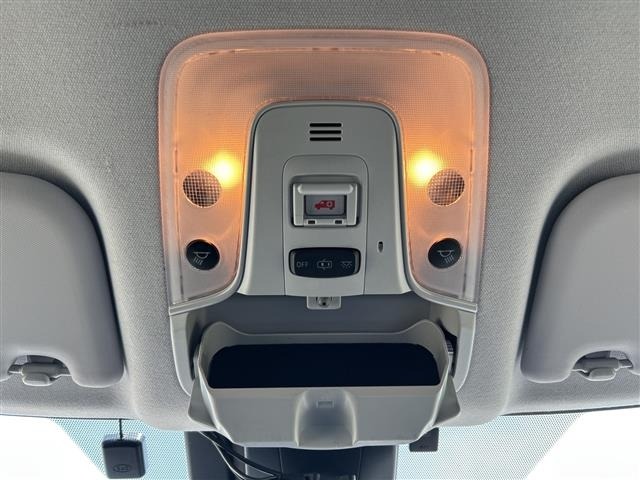 Toyota PRIUS 2020 8272452-4