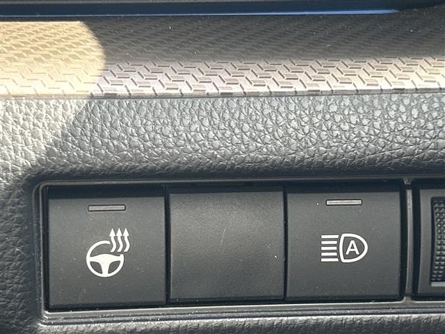 Toyota PRIUS 2023 8272453-1